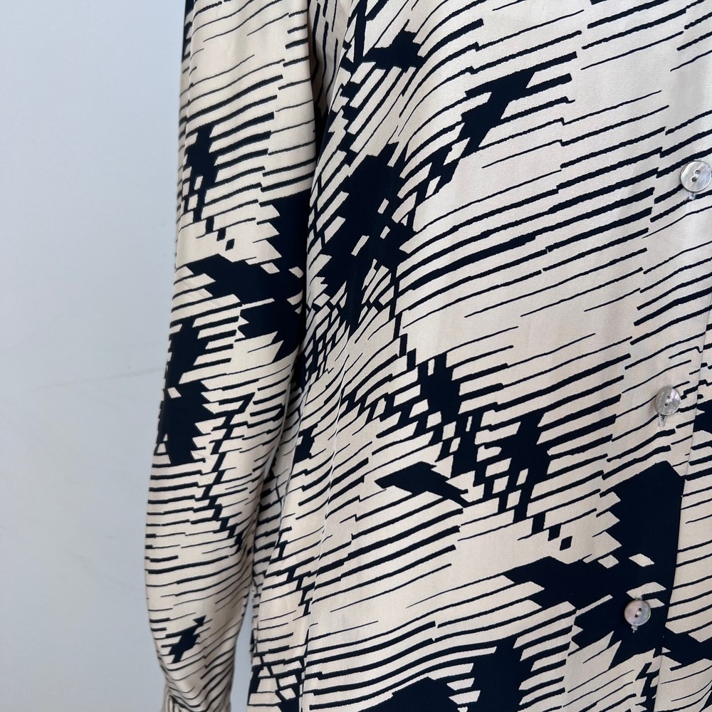 Rena Rowan Women's  100% Silk Button-Up‎ Blouse Size 12 Vintage - Picture 15 of 16